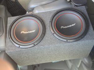 2 12 inch pioneer subwoofers